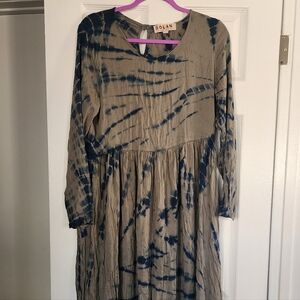 Elegant Blue and Tan Tie-Dye Dress